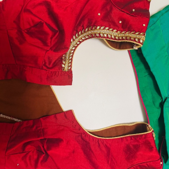 Blouses - Picture 5 of 5